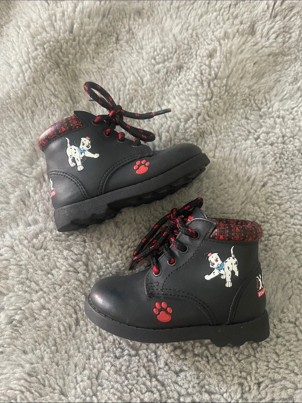 Vintage Disney Black and Red 101 Dalmatian Lace-Up Boots Sz 4W